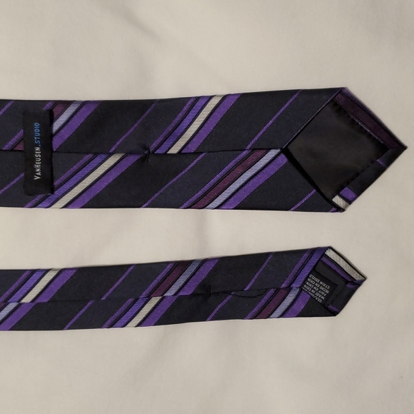 Men's Van Heusen purple with black and silver pattern tie - Picture 3 of 5
